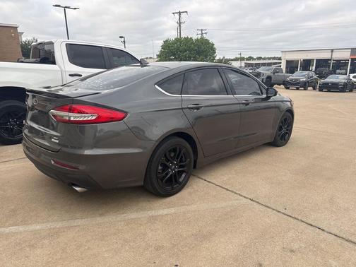 2019 Ford Fusion SE