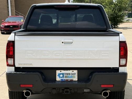 2025 Honda Ridgeline Black