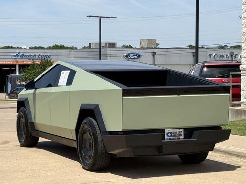 Ultra-Hard Stainless Steel 2025 Tesla Cybertruck Long Range