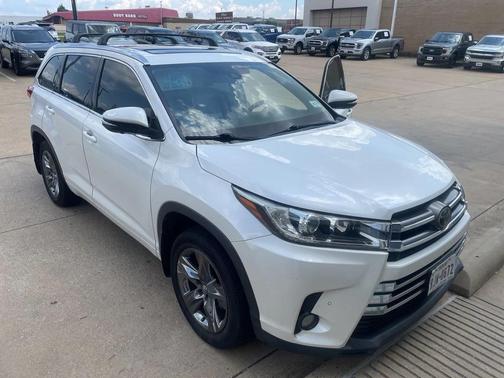 2017 Toyota Highlander Limited Platinum