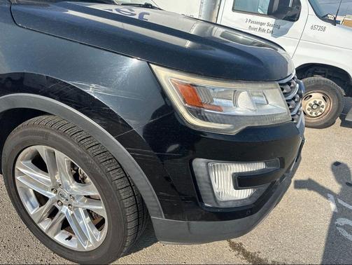 Shadow Black 2017 Ford Explorer XLT