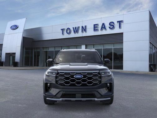 Agate Black Metallic 2026 Ford Explorer Platinum