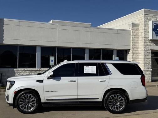 2023 GMC Yukon Denali Ultimate
