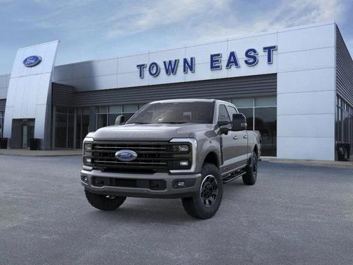 2025 Ford F-250 Platinum