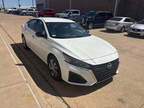 2024 Nissan Altima S FWD