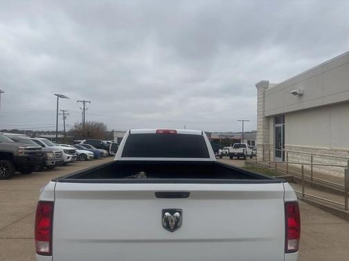 2018 RAM 3500 Tradesman Crew Cab 4x4 8' Box