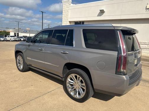 2017 Cadillac Escalade Premium Luxury