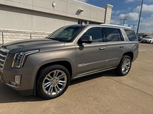 2017 Cadillac Escalade Premium Luxury