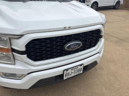 Oxford White 2021 Ford F-150 XL