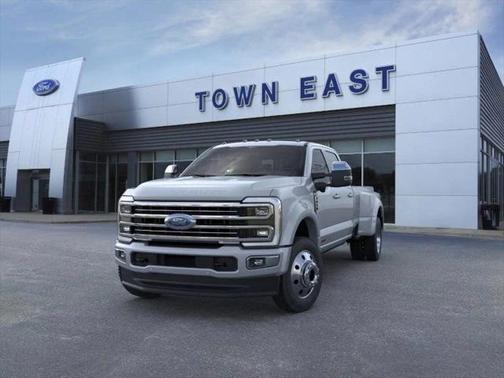 2025 Ford F-450 Platinum