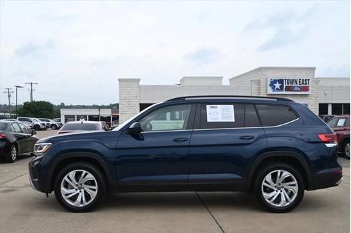 2022 Volkswagen Atlas 3.6L SE w/Technology
