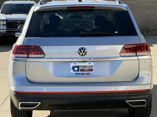 2023 Volkswagen Atlas 2.0T SE w/Technology