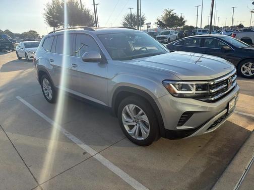 2023 Volkswagen Atlas 2.0T SE w/Technology