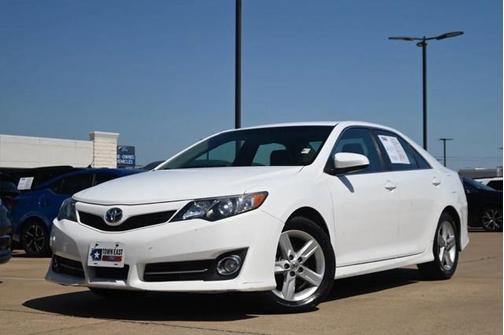 2014 Toyota Camry SE