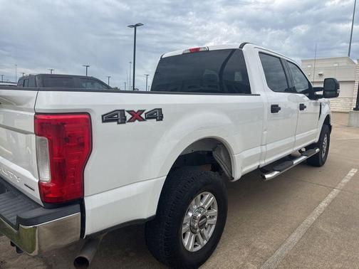 Oxford White 2018 Ford F-250 XLT