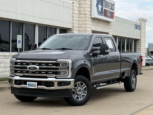 Carbonized Gray Metallic 2024 Ford F-350 Lariat