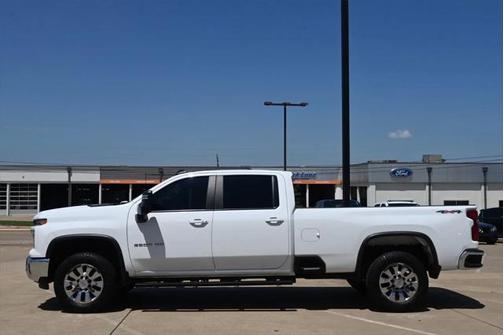 2024 Chevrolet Silverado 2500 LT
