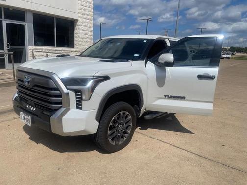 2022 Toyota Tundra Hybrid Limited