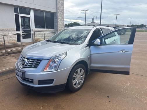 Radiant Silver Metallic 2014 Cadillac SRX Base