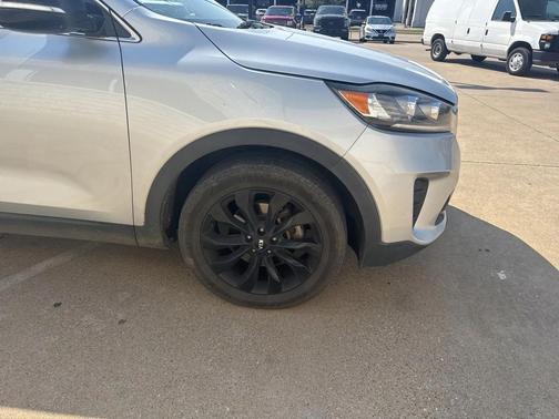 2020 Kia Sorento S