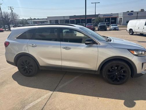 2020 Kia Sorento S