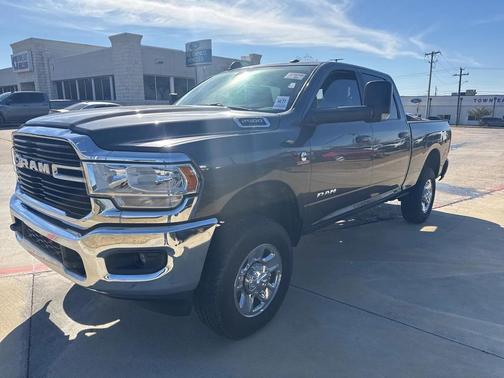 2021 RAM 2500 Big Horn Crew Cab 4x4 6'4' Box