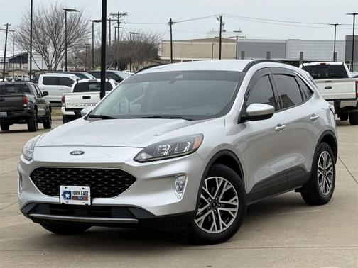 2020 Ford Escape SEL