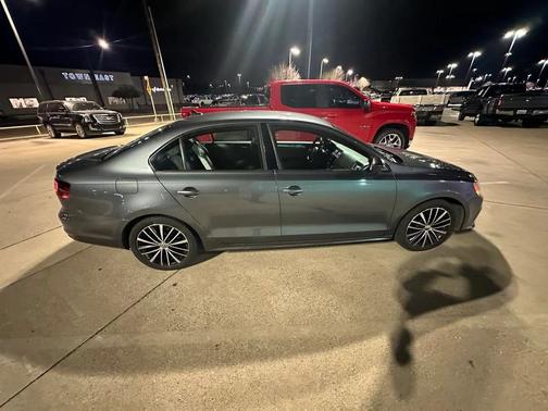 2016 Volkswagen Jetta 1.8T Sport