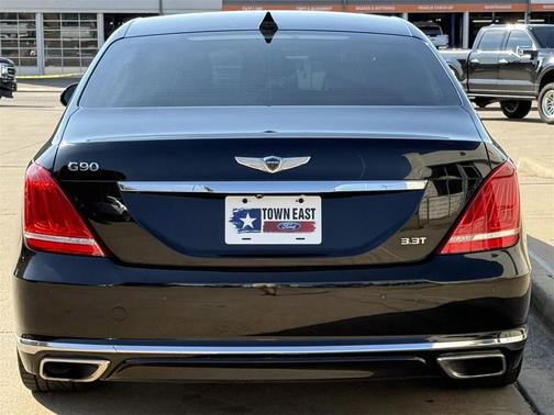 2018 Genesis G90 Premium