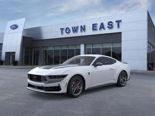 2026 Ford Mustang Dark Horse Fastback