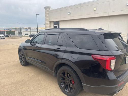 Agate Black Metallic 2023 Ford Explorer ST