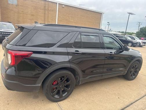 Agate Black Metallic 2023 Ford Explorer ST