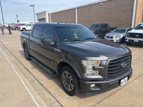 Magnetic 2017 Ford F-150 XLT