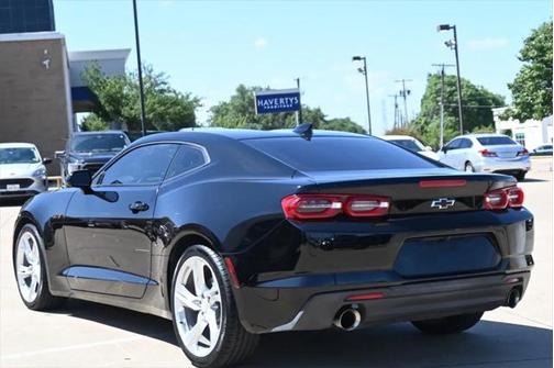 2021 Chevrolet Camaro RWD Coupe LT1