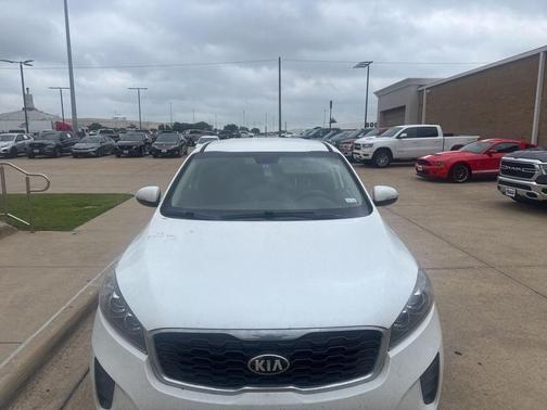Snow White Pearl 2019 Kia Sorento L