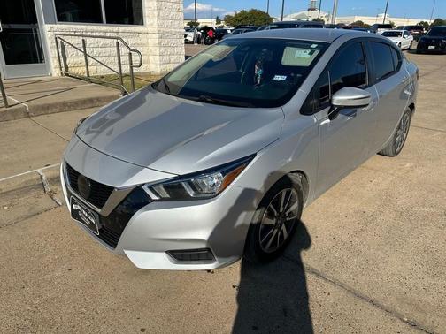2020 Nissan Versa 1.6 SV