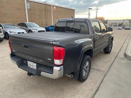 2017 Toyota Tacoma SR5