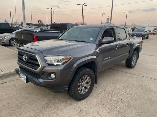 2017 Toyota Tacoma SR5