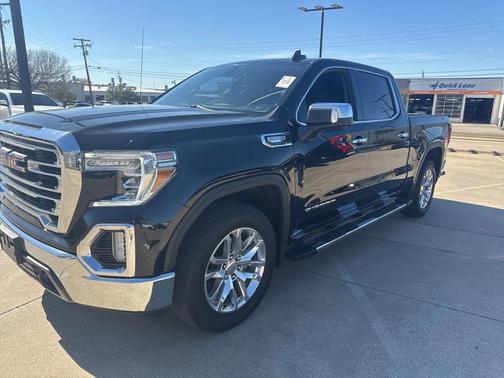 2022 GMC Sierra 1500 SLT