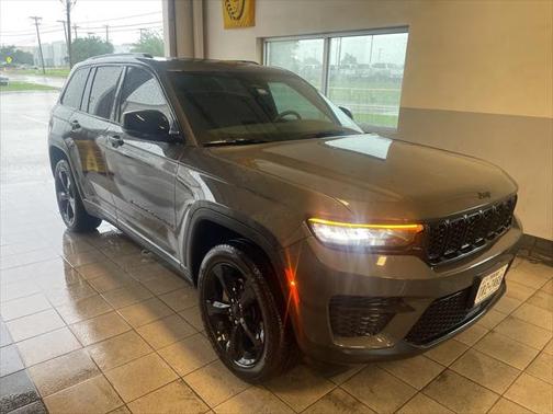 2024 Jeep Grand Cherokee Altitude
