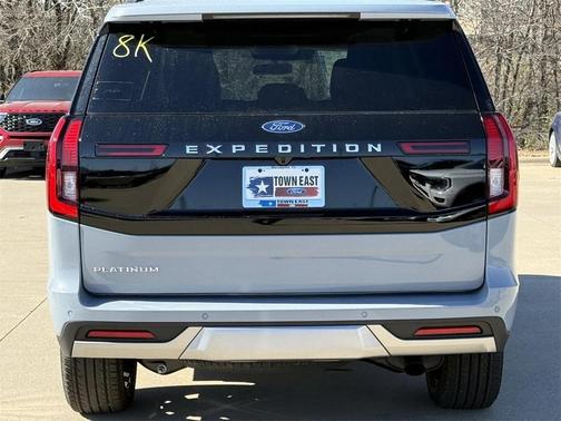 2026 Ford Expedition Platinum