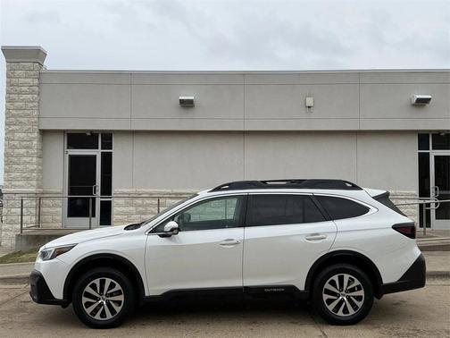2021 Subaru Outback Premium
