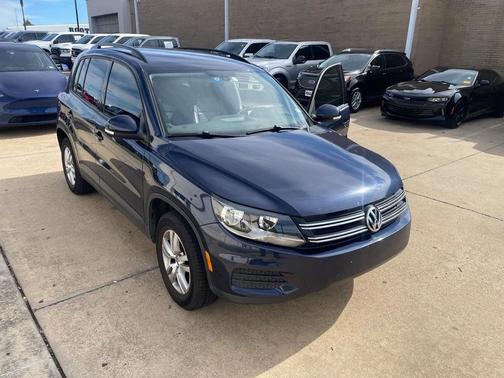2016 Volkswagen Tiguan S
