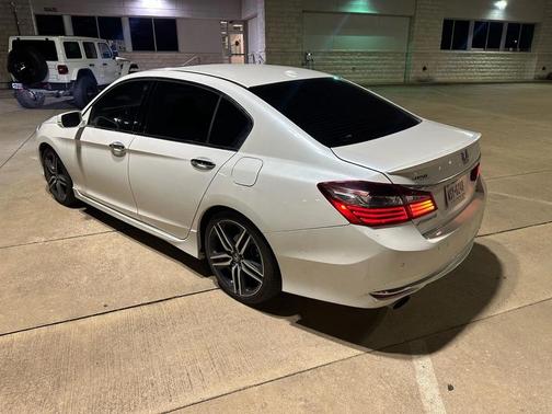 2017 Honda Accord Touring V6