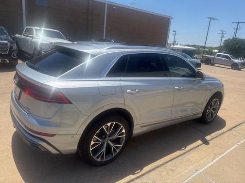 Satellite Silver Metallic 2023 Audi Q8 55 Premium Plus