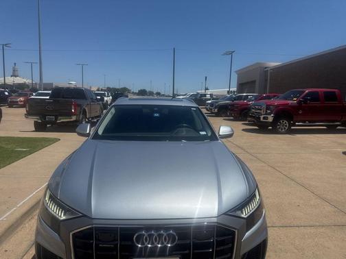 Satellite Silver Metallic 2023 Audi Q8 55 Premium Plus