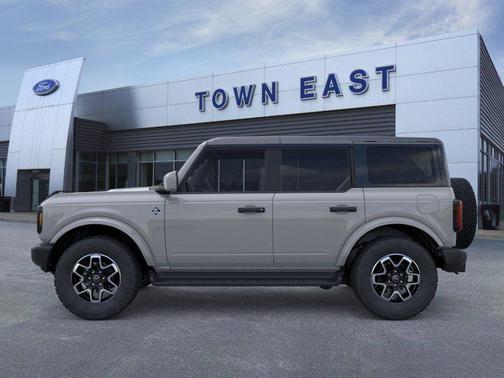 Avalanche Gray 2026 Ford Bronco Outer Banks