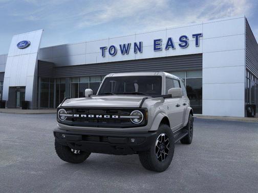 Avalanche Gray 2026 Ford Bronco Outer Banks