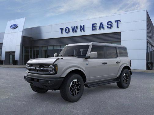 Avalanche Gray 2026 Ford Bronco Outer Banks