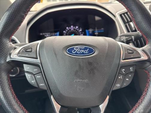 2021 Ford Edge ST Line